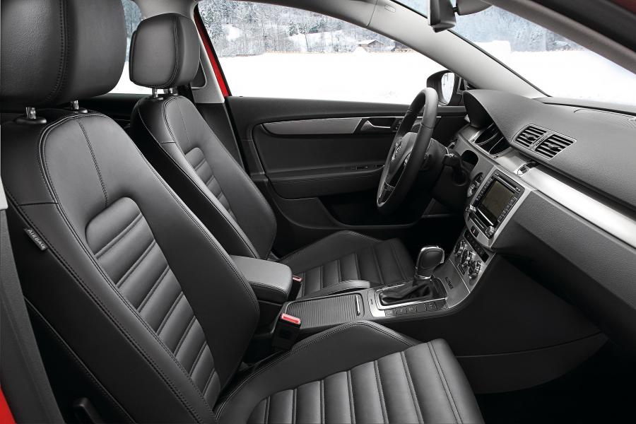  Volkswagen Passat Alltrack 2012 года  (фото 12 из 83)